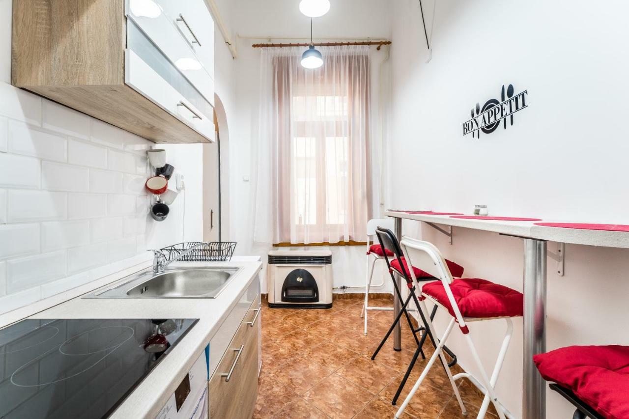 Bpr Cozy Rosie Apartment บูดาเปสต์ ภายนอก รูปภาพ